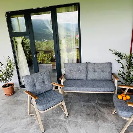 Landhaus 8 Mountains Near Chakvi